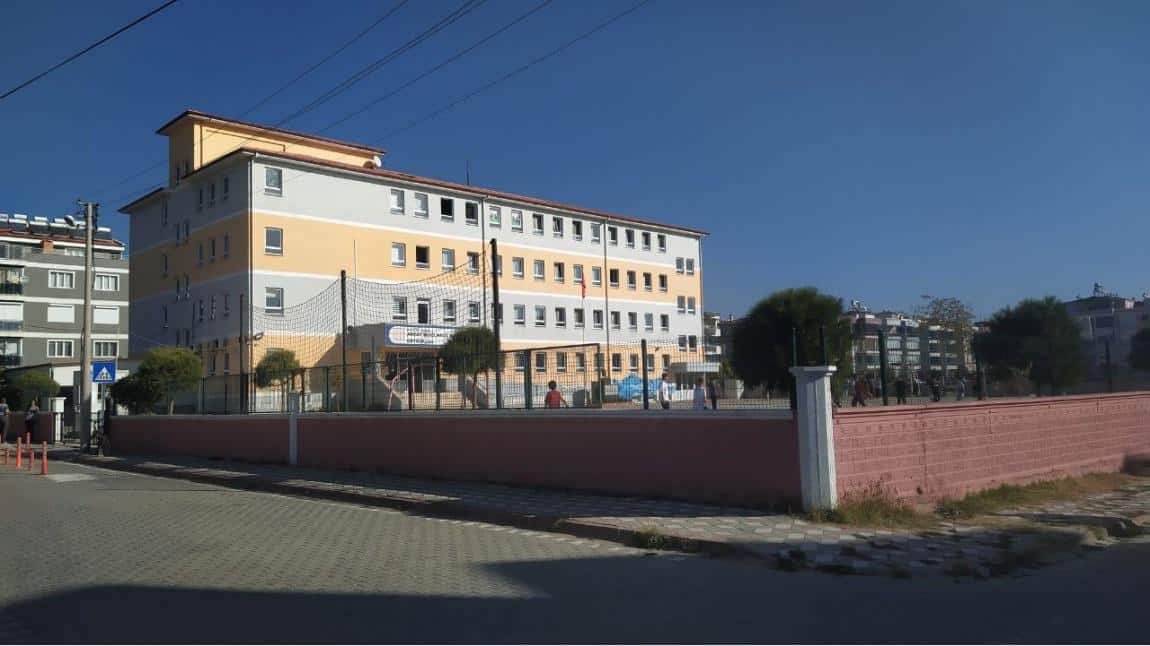 Akçay Şehit Halil Kantarcı Ortaokulu Fotoğrafı