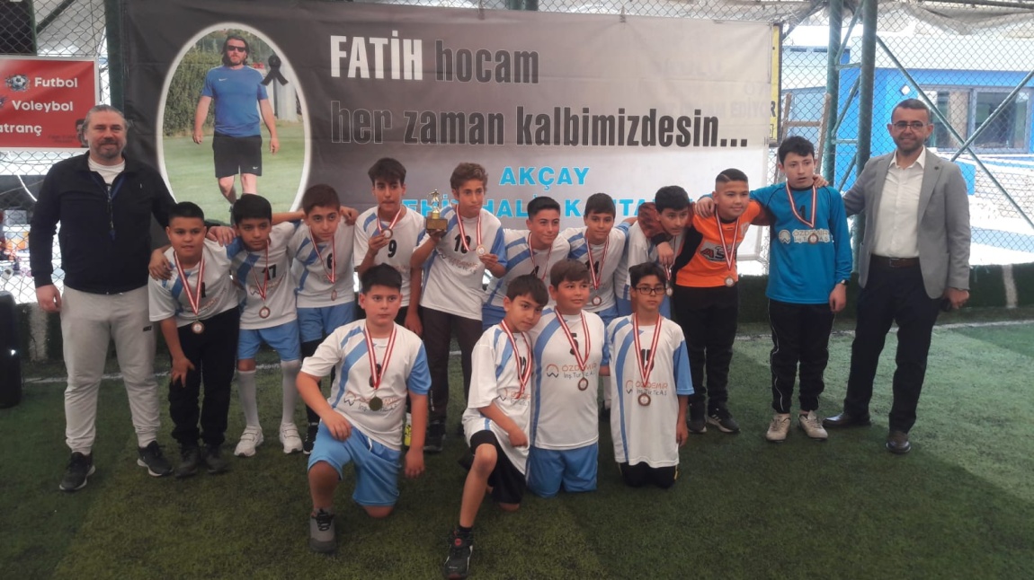 Fatih Türk Bahar Futbol Turnuvasında İlçe 3.sü olduk.